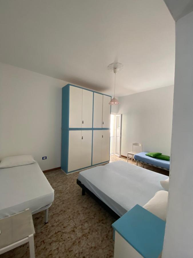 Baia Camerini Aparthotel Villanova Exterior foto